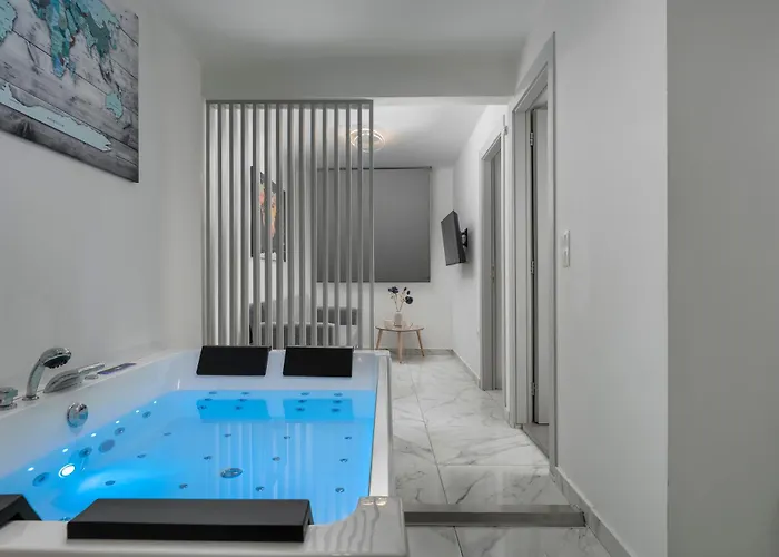 公寓 Premium Jacuzzi At The Center, By Aqua Platinum *