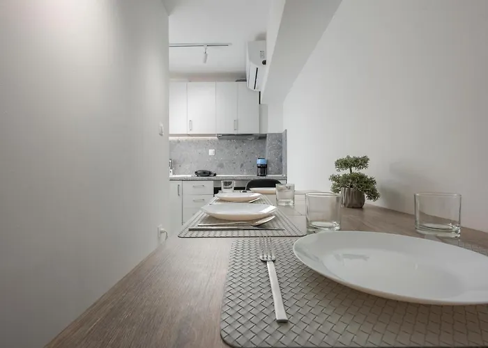 公寓 Premium Jacuzzi At The Center, By Aqua Platinum 塞萨洛尼基