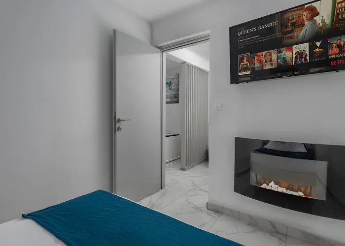 Premium Jacuzzi At The Center, By Aqua Platinum Lägenhet